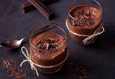 Fundir chocolate ⋆ Técnica ⋆ Larousse Cocina