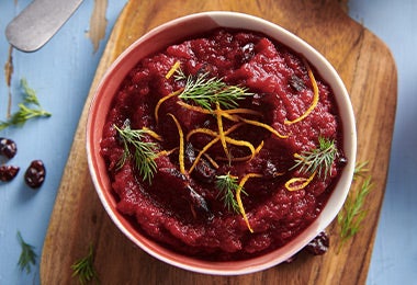 Puré de remolacha para dar color rojo a la masa de pasta fresca de colores