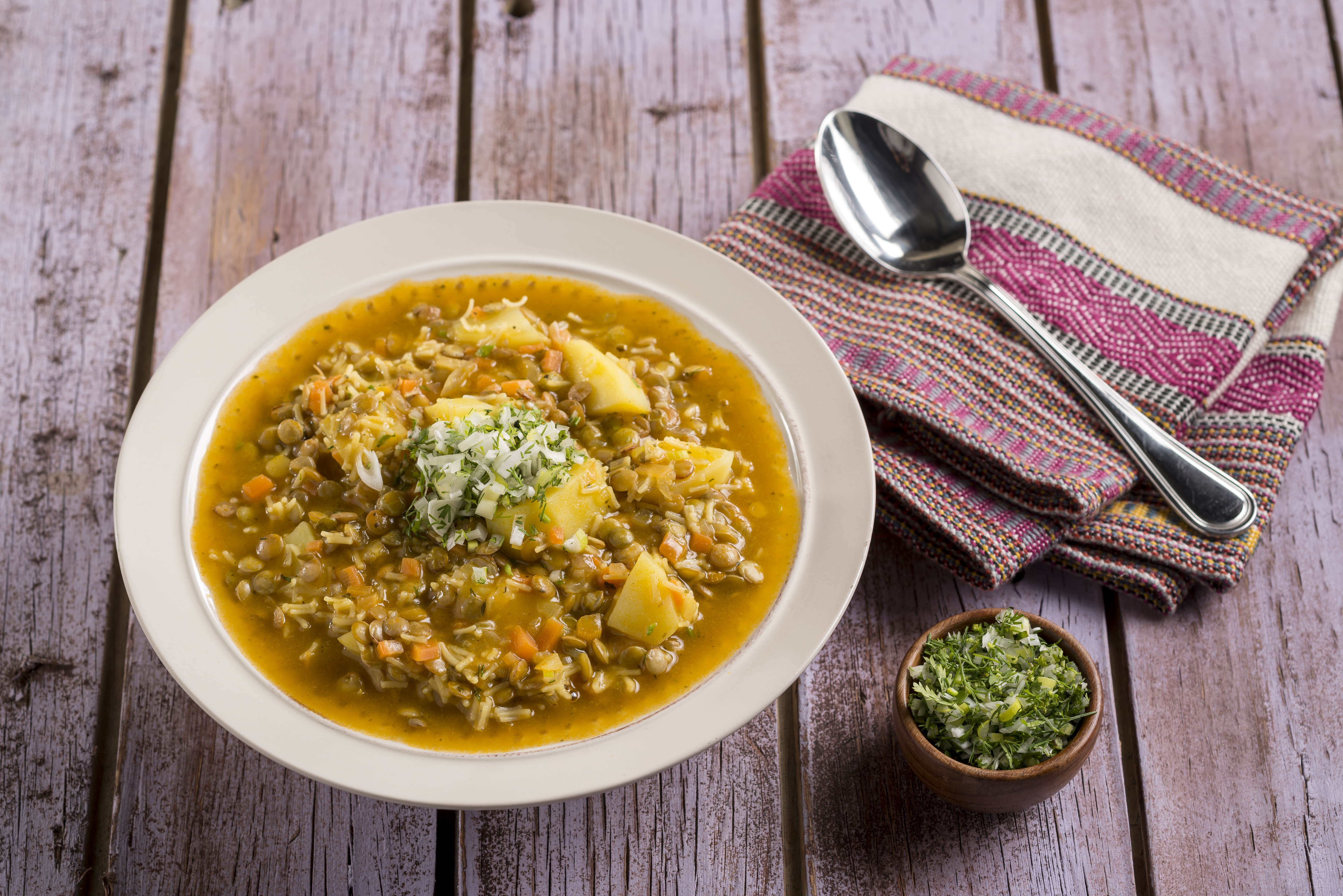 Receta fácil de Sopa de Lenteja con Fideos | Recetas Nestlé