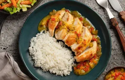 Pollo en salsa caser