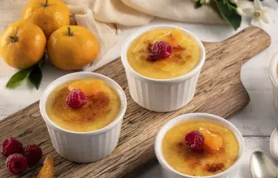 Crema Catalana con Frutas