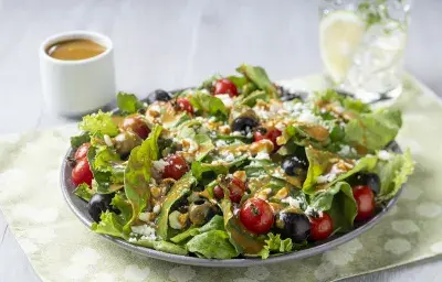 Receta saludable de ensalada con aderezo de mostaza