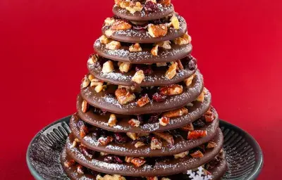 Arbol de navidad de chocolate y frutos secos