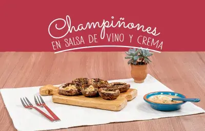 CHAMPIÑONES EN SALSA DE VINO Y CREMA