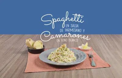 SPAGUETTI EN SALSA DE PARMESANO Y CAMARONES EN VINO BLANCO