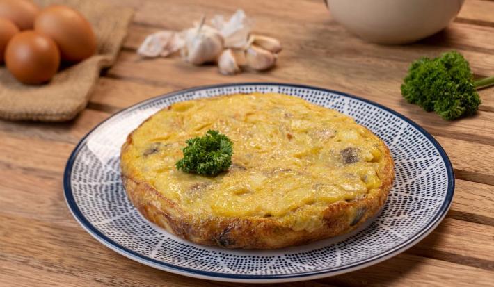 Tortilla española con champiñones