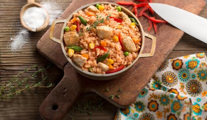 Arroz rápido de pollo y verduras