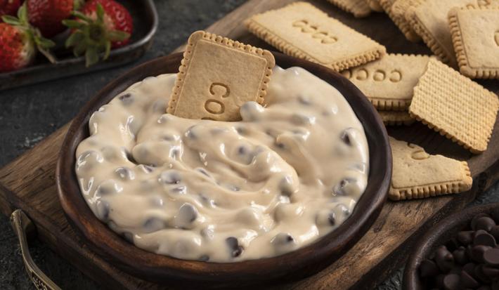 Chocolate Chip Cheesecake Dip