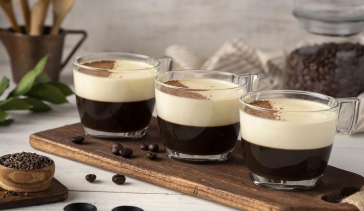 Postre  NESCAFÉ® con Leche