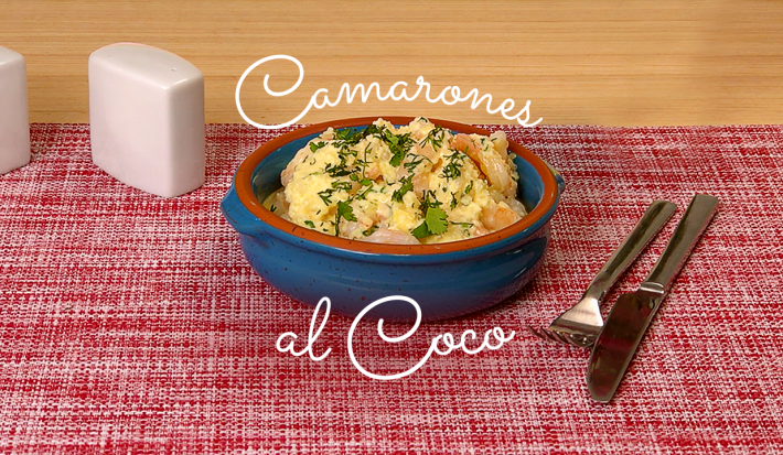 Sopa de camarón con coco